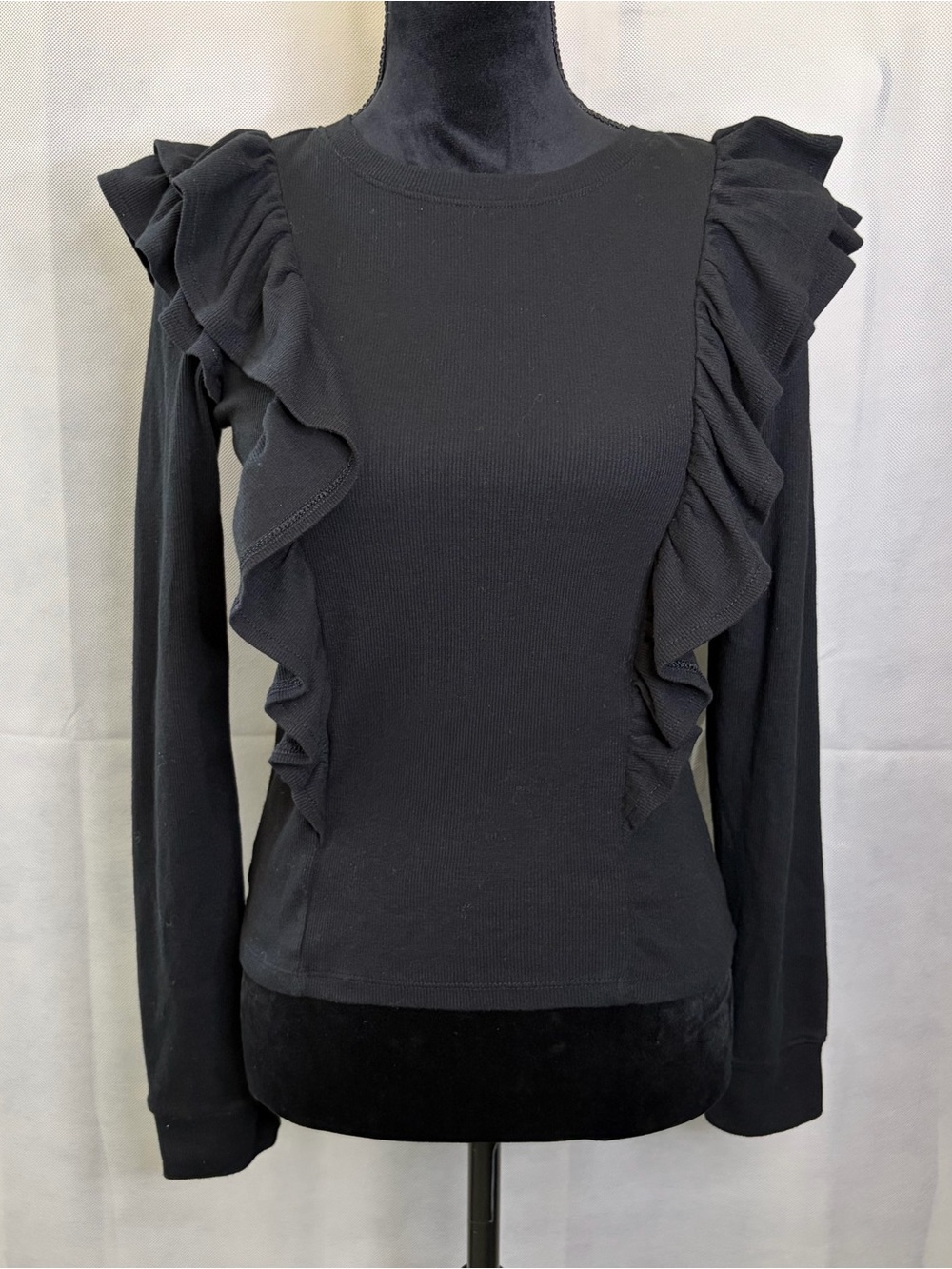 Melrose and Market Black Ruffle-Trim Long Sleeve Top
